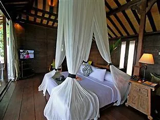 Kajane Tulamben Bali